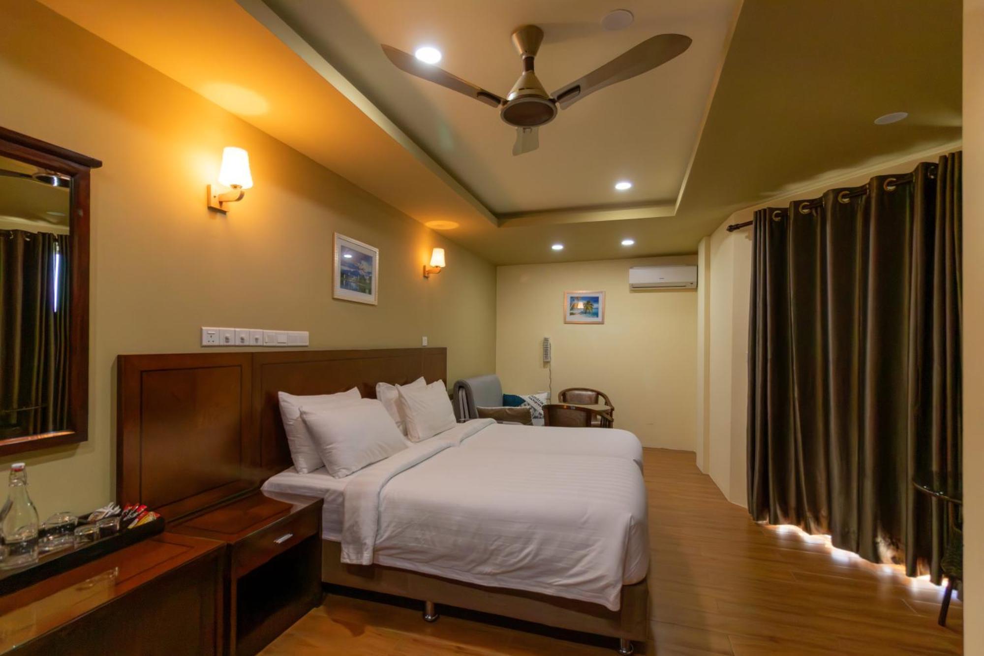Blue Wave Hotel Maldives- Same Sea, Same Sand Same Sun Like Resorts Kudahuvadhoo 외부 사진